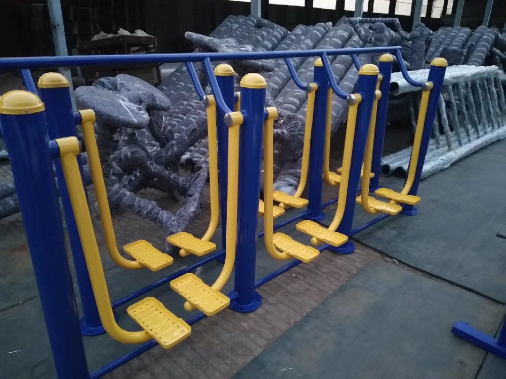 使用室外健身器材时因该注意的常见问题